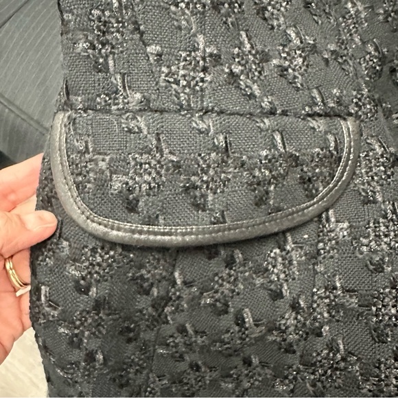 Albert Nipon Textured Black Blazer & Pant Suit Set With Leather Trim - Picture 13 of 16